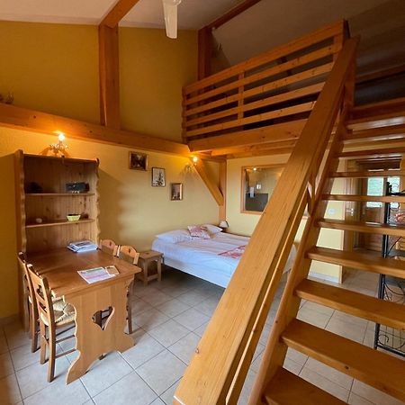 Auberge La Ferme De Ferrières Annecy Esterno foto